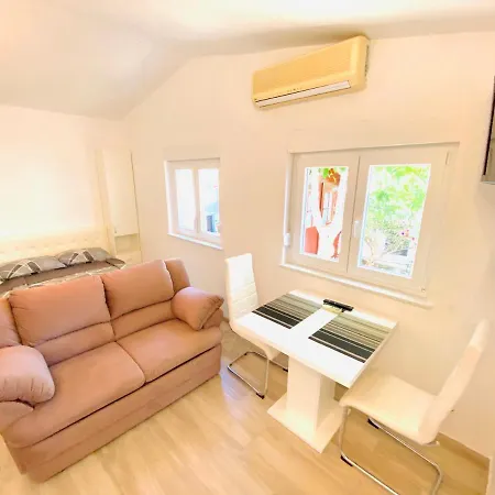 Loky - Sunny House 150m From Sea With Pool *