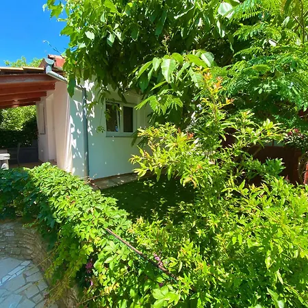 Loky - Sunny House 150m From Sea With Pool * Banjole